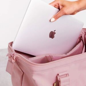 Beis - The Weekender - Atlas Pink 
New with tags